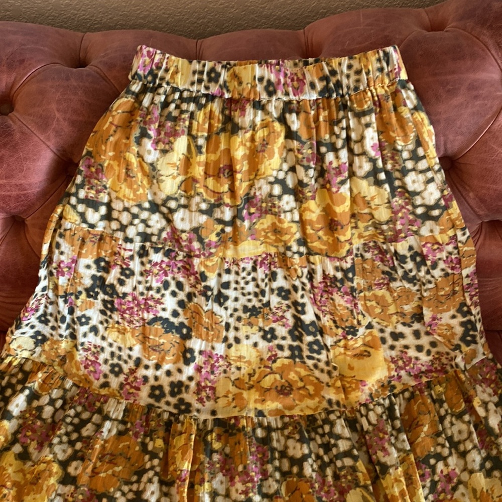 BA&SH A-line Tiered Skirt in Diary Ocre Printed Floral size 1 - Picture 2 of 11